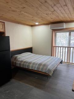 Brookside Motor Inn - Upper Jay - 5