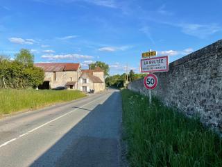 APPARTEMENT MODERNE DANS FERME DU 13éme SIECLE - 5