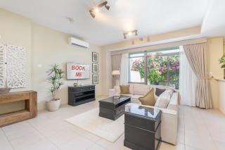 StayShort - Elegant Villa Escape Perfect for Families - 0