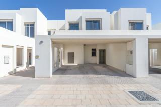 StayShort - Elegant Villa Escape Perfect for Families - 5