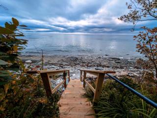 Crosby Waterfront Cottage sleeps 8 family beach 1dog Acadia - Hancock - 8