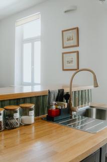 Tarlowska - Free Parking - Near Castle, Main Square & River - 3 bedroom, loggia, 2xTV 4K - 6
