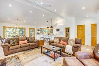 Close to Trails Family-Friendly Stateline Home! - Stateline - 7