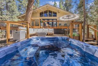 Bear Creek Hideaway - - 0