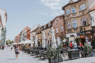Republicii Rustic Apartament in Brașov City Center - Braşov - 0
