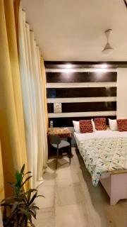 mahadev Hotel NOOR stay 1km away frm kashiwishnath - 3