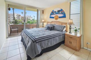 Island Breeze - Wailuku - 1