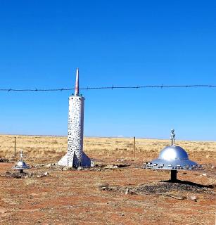 Alien Acres UFO Campground - - 6