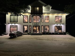 Conifer Hotel & Resort kaghan - Mahāndri - 7