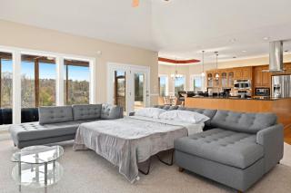 Loch Side-Access & Views of Loch Lomond-Game Room - Bella Vista - 1
