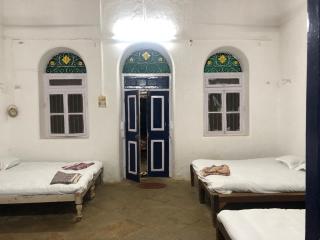 The Imperial Heritage II 2 minutes from Station and market II Deluxe AC Rooms II - Lonavala - 9