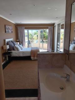 Harbour Close Home - - 8