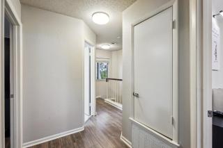 Cowboy Oasis By Domain Wi-Fi King Bed - Austin - 5