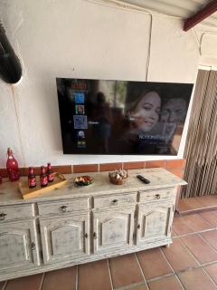 Private Villa Nerja, large private pool, gardens & Parking - Frigiliana - 3