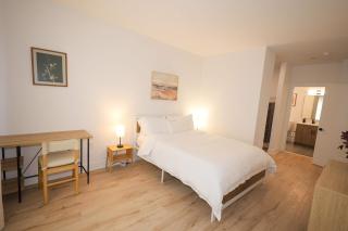 Deluxe 2BR - Parking Gym Kids Room and Wifi - Stamford - 0