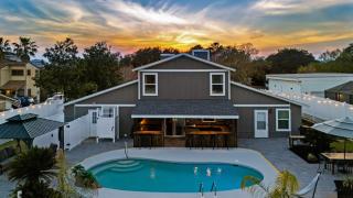 Stylish Panama City Home w Pool Tiki Bar Walkable Beach Access - Panama City Beach - 0