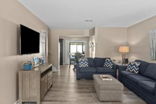 Stylish Panama City Home w Pool Tiki Bar Walkable Beach Access - Panama City Beach - 5