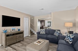 Stylish Panama City Home w Pool Tiki Bar Walkable Beach Access - Panama City Beach - 3
