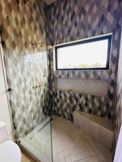 Hausta Luego - Private 4 bd House in Cerritos! - San Carlos - 3