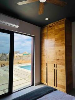 Hausta Luego - Private 4 bd House in Cerritos! - San Carlos - 1