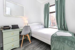 Family Getaway Near City Centre, Pets Encouraged - Liverpool - 9