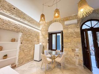 Kalma Villanova - Stone Elegance in the Old Town - 8