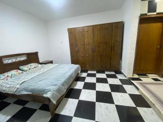 zainab bedouin house - - 3