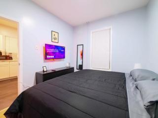 NYC Views & Comfort - Modern 2-Bedroom Apartment - Jersey City - 5