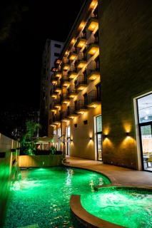 Le Grove Hotel - 5