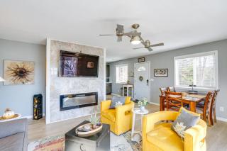 3 Mi to the Lake Rocky Mount Home with Water Views! - Rocky Mount - 6