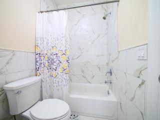 Spacious three-bedroom apt near New York City - Contemporary design - Jersey City - 1