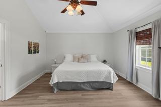 Cozy Sulphur Getaway, Pool and Basketball Court - Sulphur - 3