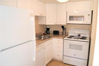 134 Fully Furnished, amenities galore - Scottsdale - 7