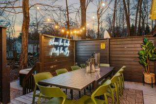 Sleeps 15 Sauna Hot Tub Fire Pit & Putt Putt - Tobyhanna - 9