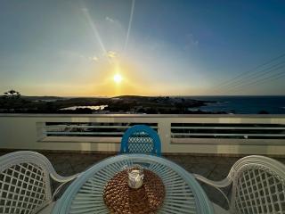 Mare Monte Suites 1 - Parasporos - 2