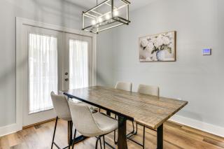 Walk to Beach and Harbor Dtwn Pass Christian Home - 5