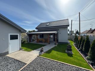 Víkendový dom Hlboká - 0