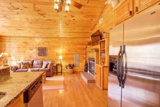 1 Mi to Nottely Lake Home with Furnished Deck! - Mashburn Mill - 1