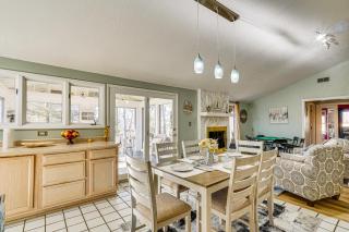 Luxury Lake Home, Amazing Views, Resort Amenities - Osage Beach - 3
