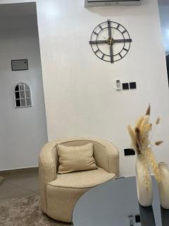 Modern 2BR Apartment in Mwenge Fast Wi-Fi,AC - Dar es Salaam - 5