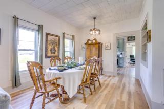 Half-Mi to Dtwn Lufkin Charming and Spacious Home! - Lufkin - 4