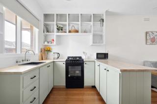 Cosy Townhouse in the Heart of Geelong West - Geelong West - 9