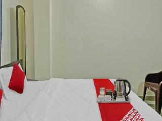 Hotel O London Bridge Guest House - Dispur - 9