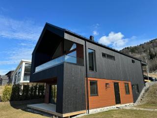Modern gem at Hafslovatnet - Hafslo - 0