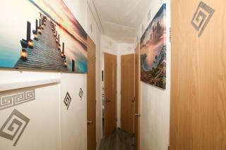 Big2vacation 2 Exclusive at new beach caravan holiday free parking wifi gaming chair swimming pool decking fun activities games food facilities club house arcade walk to beach - Burmarsh - 2