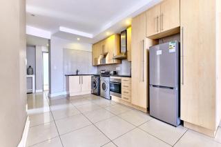 SANDTON SERVICED APARTMENTS@HYDRO - Johannesburg - 1