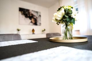 Geräumige 120qm Maisonette mit Balkon WeHome Komfort - Kaiserslautern - 2