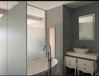 Executive Sandton City Apartment - Johannesburg - 3