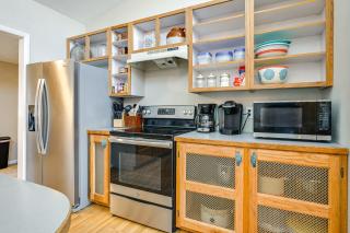 8 Mi to Hiking Home with Patio in Dtwn Pioche - Pioche - 2