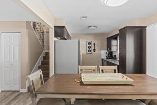 PCB Group-Friendly Duplex w Pool Backyard Lounge 2 Kitchens - 2
